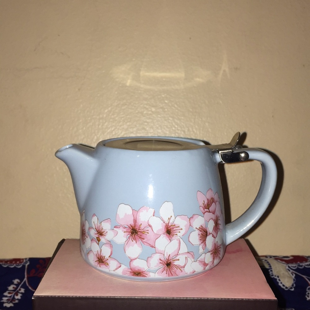Alfred Teapot